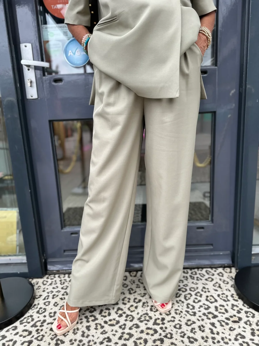 Pantalon "Jus de pom" Olijfgroen - Afbeelding 2